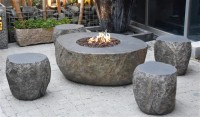 Feuerstellen-Set Vesuv mit 4 Hockern in Basaltoptik